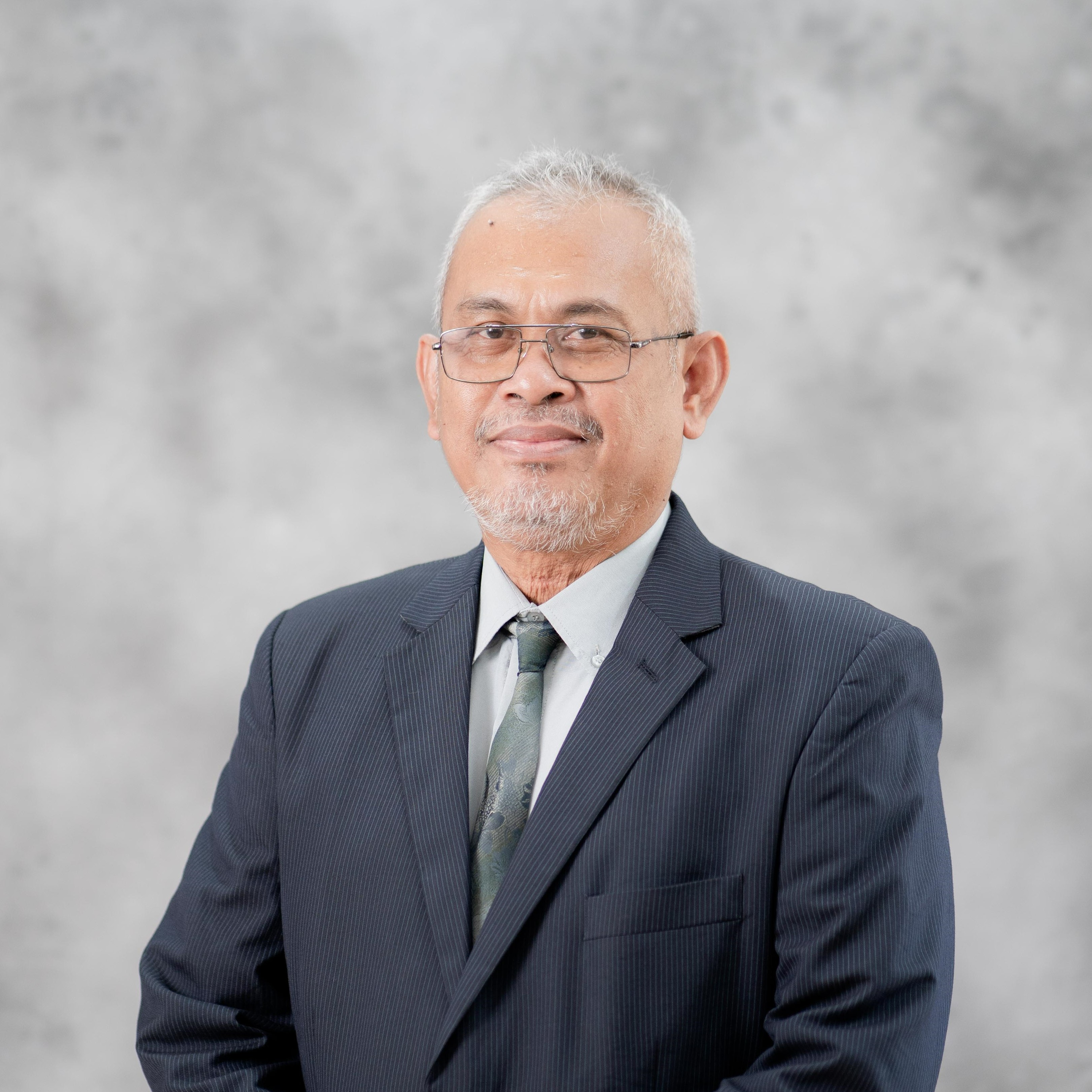 Prof. Udin